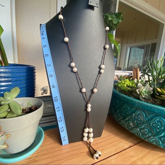 Vantel Pearl Co.  Knotty Necklace Leather Pearl - Picture 6 of 7